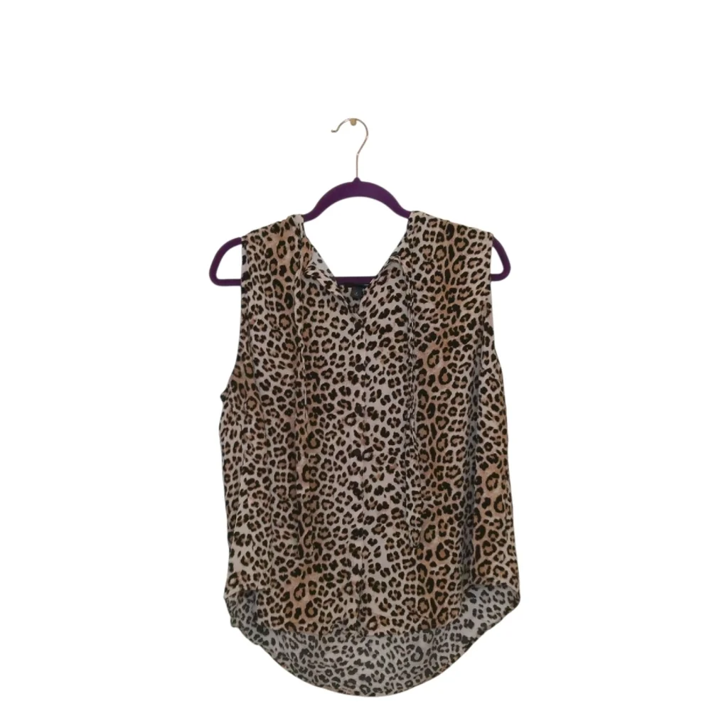 TORRID TANK TOP - Picture 1 of 7
